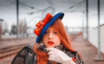 Comment se maquiller quand on a des paupières tombantes ?